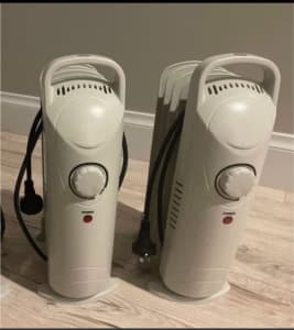 2x Mini 5 fin oil heaters *Can be sold separately*