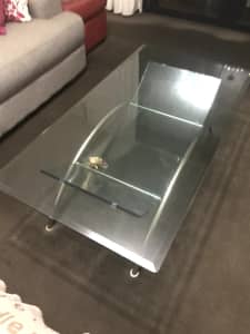 Near New living room modern French curved glass coffee table ($200)