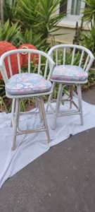 Breakfast stools cane White with cushion and they swivel.,selling as 