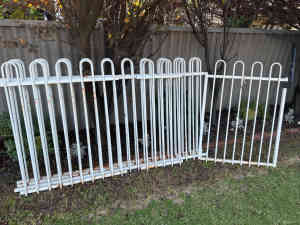 8.6m Steel Fence with Gate (CAN DELIVER)