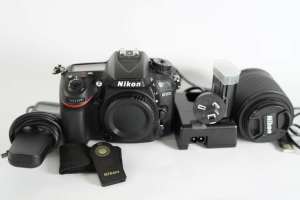Nikon D7200 excellent condition 9000 shutter. Lens & accessories.