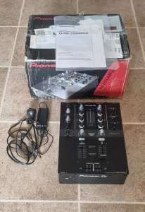 Pioneer DJM-250 Mk2 DJ Mixer & CDJ-1000 Mk3 DJ Decks
