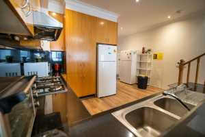 room 4 rent in Melbourne CBD - 300/360pw