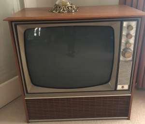 Retro / Vintage Pye TV