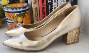 Shoes Of Prey Gold Shoes Size 8
