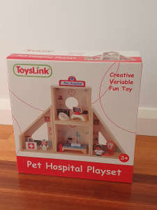 Wooden Toy Pet Hospital Pretend Play Stacking Toy Brand New