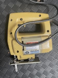 Electric corded black and decker saw for sale