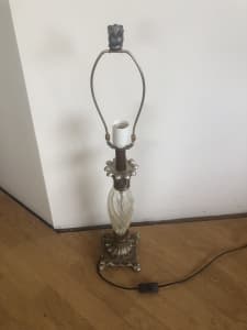 Ornate Table Lamp (not working)