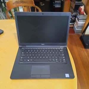 Laptop Dell 5480 lattitude 250 GB SSD 8 GB i5-6300-2.4Ghz windows 11