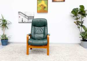 FREE DELIVERY-Beautiful Genuine Leather MORAN RECLINER CHAIR