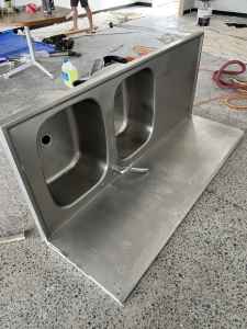 Industrial commercial grade sink