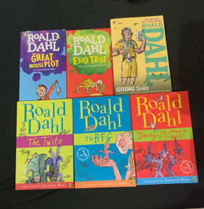 Roald Dahl book set (6 used books)