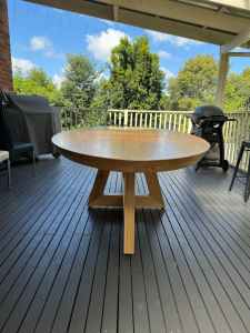 Surfboard shape Dining table