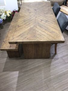 Hayes Reclaimed Wood Dining Table / Set