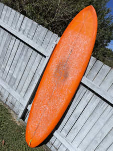 CI Mid surfboard 6’10, 42.3L. Original CI fins and FCS cover includes
