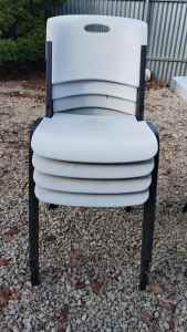 4 x lifetime outdoor chairs