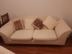 Wanted: 3 Seater and 2.5 Seater Freedom Coutches for sale