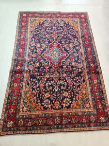 Persian handmade soft wool Hamedan rug 320×210 cm No: 954