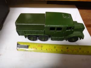 dinky toys medium artillery tractor 689 sale as is