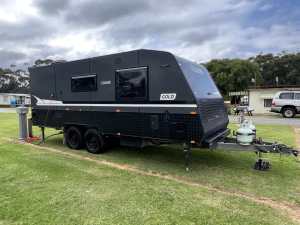 Leader Gold 19’6 double bunk 2022