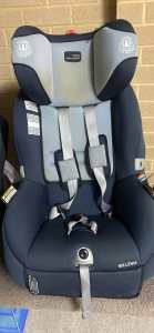 Britax safe n sound Millenia car seat