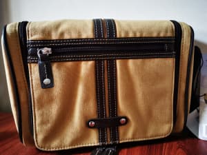 Canvas with leather trim toiletries bag