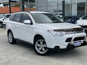 2014 Mitsubishi Outlander ZJ MY14.5 LS 2WD White 6 Speed Constant Variable Wagon