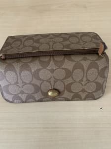 Woman ‘s wallet new