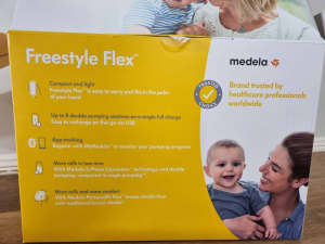 Medela Freestyle Flex Double Breastpump Package