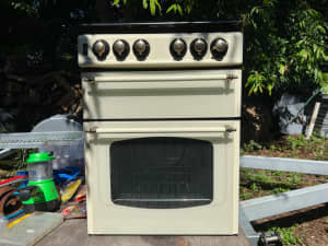 Newhome DF500 gas oven