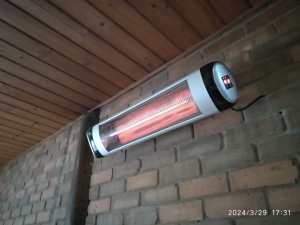 SPECTOR INFRA RED WALL MOUNTED HEATER