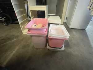 FREE IKEA storage thing with plastic tubs 