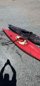 Kayaks / canoes