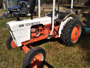 885 David Brown orchard tractor with slasher