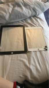 Tablet screens 2 different sizes 10 of them