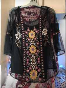 BOHEMIAN WOODSTOCK HAND CRAFTED EMBROIDERY TOP. SIZE 18-20. Post/balga