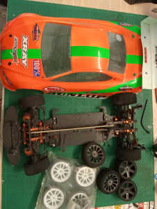 X-ray road drift car 1/10th. In good condition. Comes with everything 