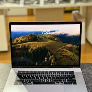MacBook Pro 15 inch 2018 Pre-Owned