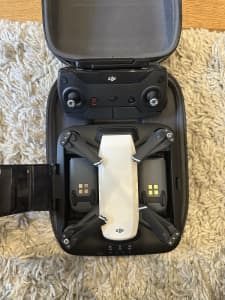 DJI Spark - comes with 2 batteries portable charging dock