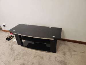 Near new TV unit for sale