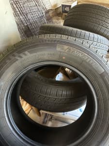 Near new 4x Annaite road tyres 265/60r18