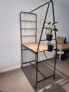 Quick sale - LIKE NEW - IKEA (HÅVERUD) Dining table