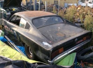 Wanted: Wanted Valiant Charger/ Hardtop