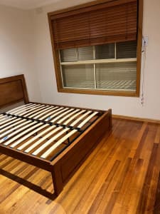 Master bedroom for rent in Wantirna 3152