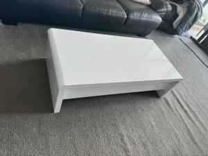FREE****** Slick White Coffee table with Hidden Storage