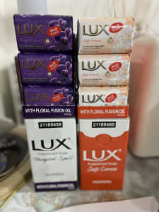 LUX SOAPS 2 X 8 BARS VALUE PACK (16 bars) 85g