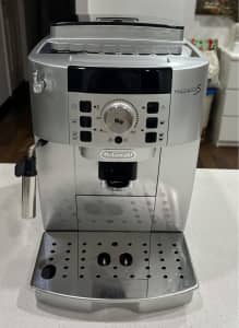 Delonghi Magnifica S - Coffee Machine