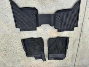 Ford wild trac rubber mats suit later models brand new