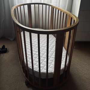 STOKKE COT AND MATTRESS, VERY GOOD CONDITION RRP$1599 