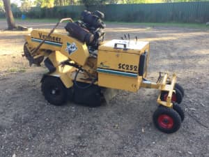 Vermeer sc252 stump grinder with only 1640 hours